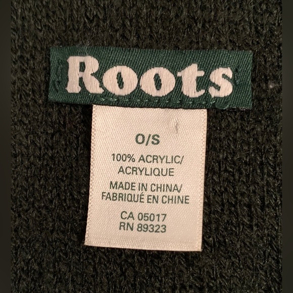 Roots - Green, Grey And White Striped Knit Scarf - Picture 4 of 4